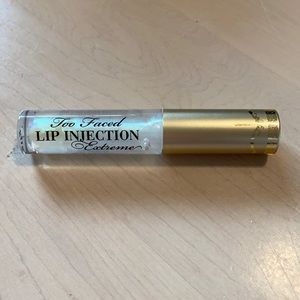 Too Faced lip injection mini - never used!